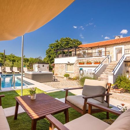 Villa Hrustika - Heated Pool, Jacuzzi & Sauna Gabonjin Ngoại thất bức ảnh